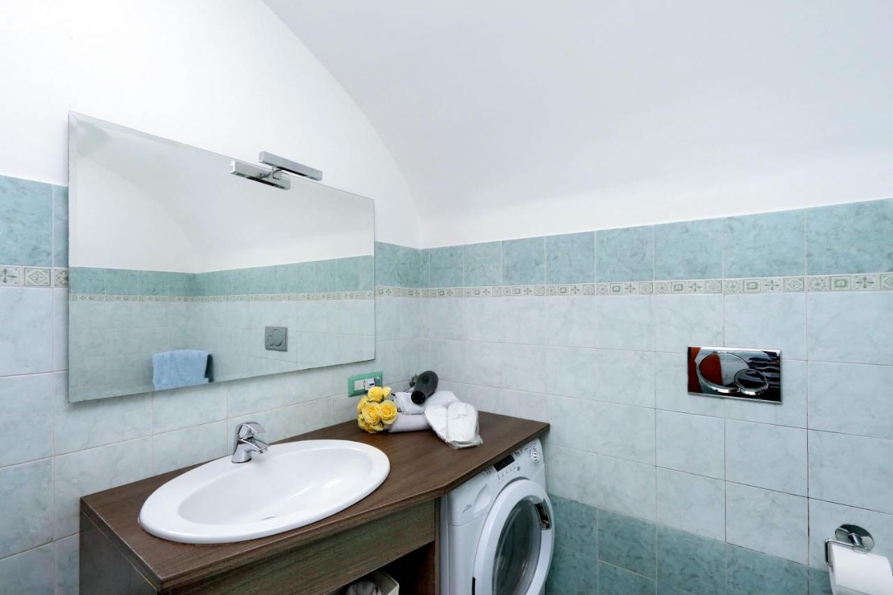 Gallery Apartment Rome