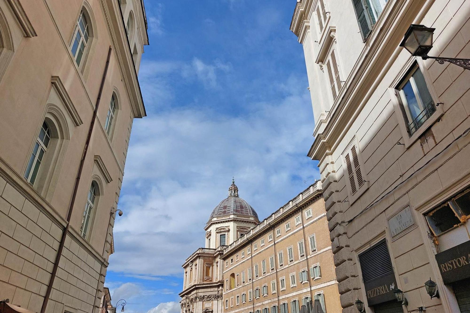 Gallery Apartment Rome